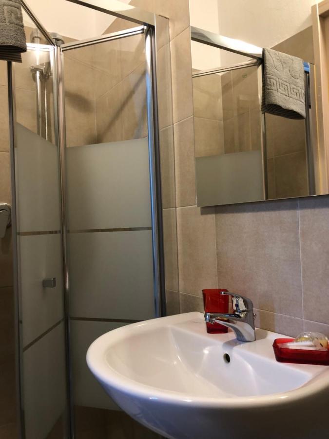 Villa Sapi Arcisate Eksteriør bilde