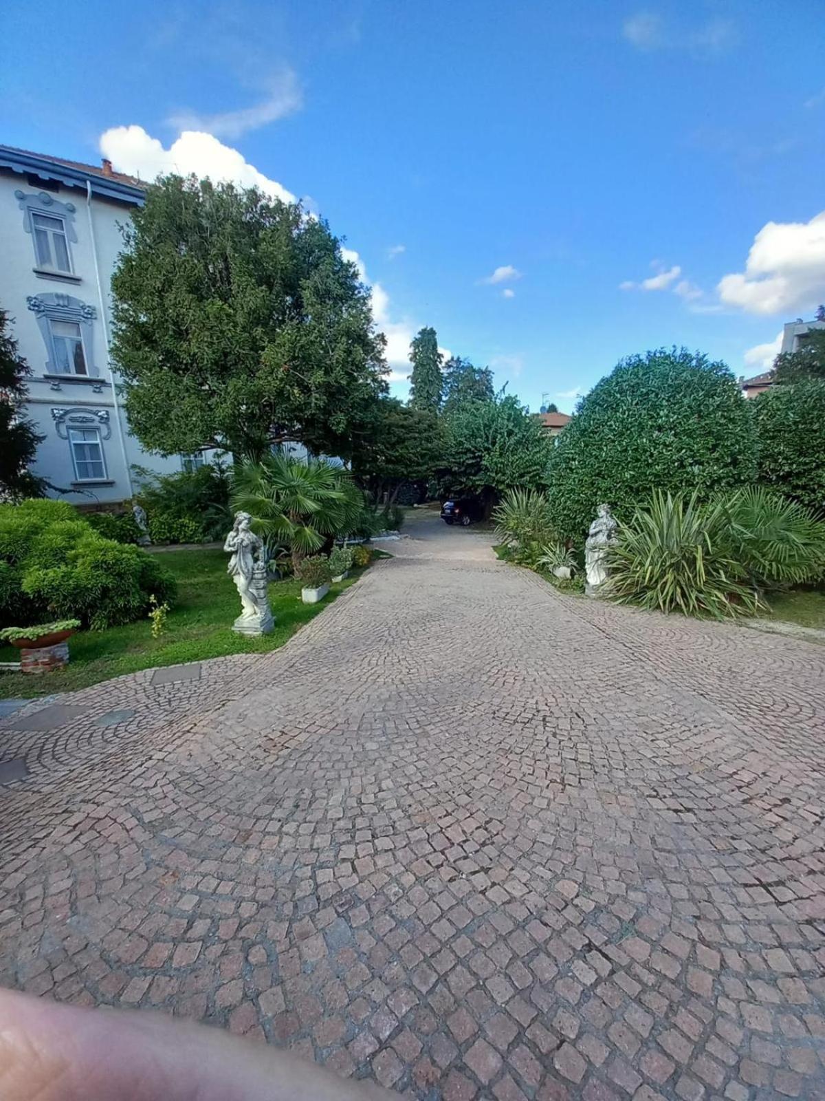 Villa Sapi Arcisate Eksteriør bilde